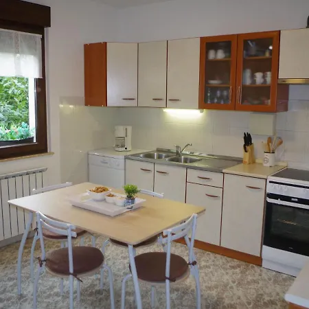 Spacious With Views Of The Vineyards شقة *